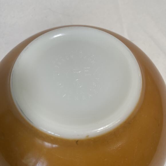 Vintage Pyrex Old Orchard 1 1/2 quart Cinderella Mixing Bowl Complete Your Set - Picture 7 of 10